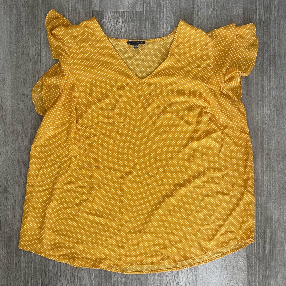 Yellow Polka Dot Top | Size 2X